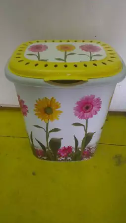 Кош за пране цветен