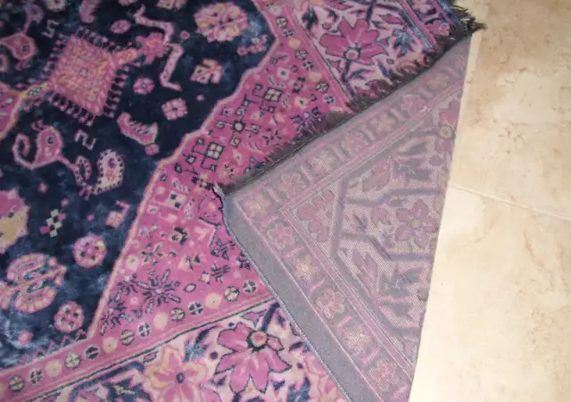 6. Снимка на антични копринени килими
