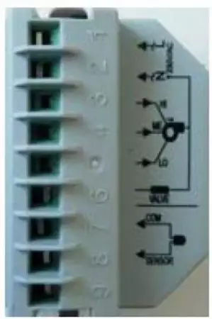 8. Снимка на UN - 01 PRG термостат за управление на вентилаторни конвектори