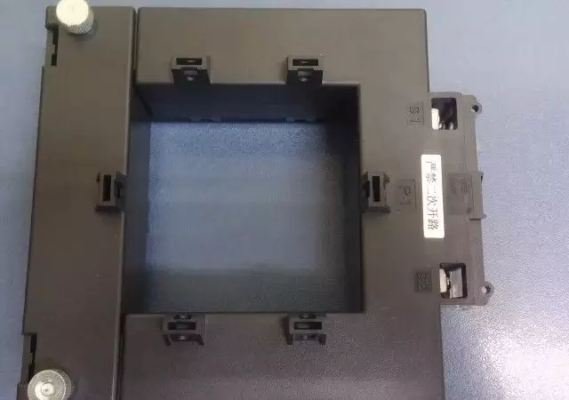 3. Снимка на Токови трансформатори разглобяеми до 5000х5А - split - core