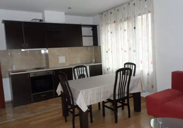3. Снимка на Съвсем нов луксозен 2 - стаен апартамент в Бургас жк.Възраждан