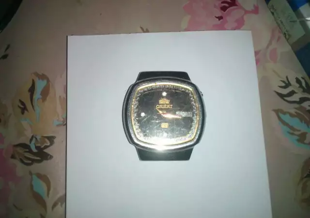 4. Снимка на часовник ориент носен но работи