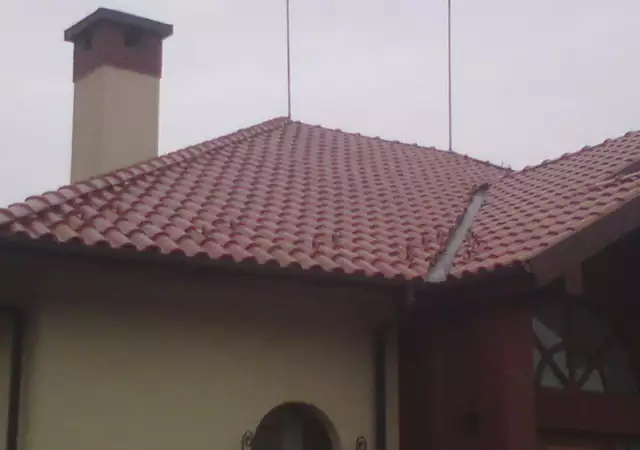 Ремонт на покриви за Самоков