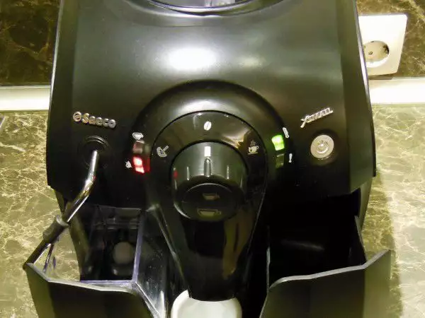 2. Снимка на SAECO XSmall - кафемашина робот пълен автомат с керамич