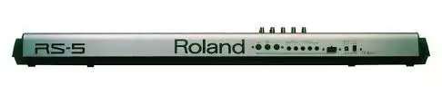 2. Снимка на Синтезатор Roland RS5.