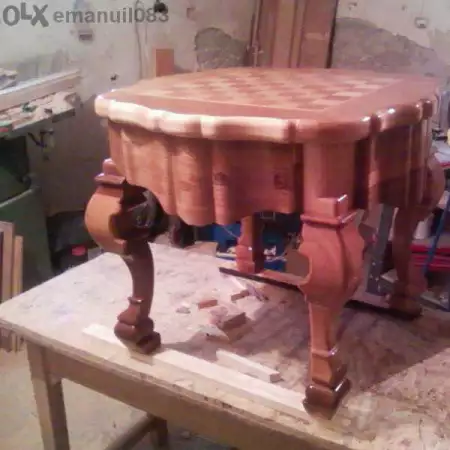4. Снимка на дърводелски услуги и ремонти на мебели