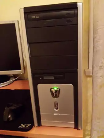 Двуядрен Компютър за 110 лева