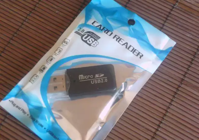 четец на карти USB 2.0