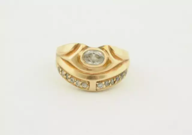 4. Снимка на дамски златен пръстен