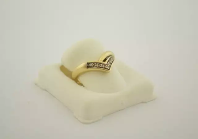 2. Снимка на дамски златен пръстен Д 31904