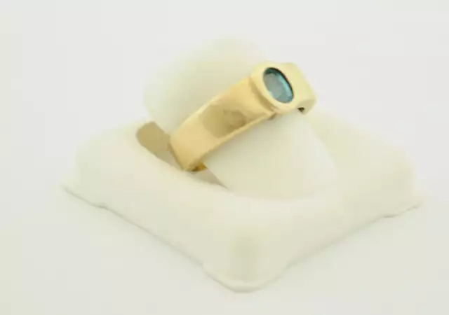 1. Снимка на златен пръстен унисекс