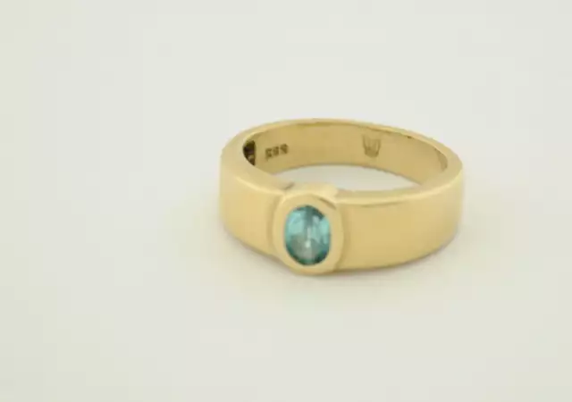 2. Снимка на златен пръстен унисекс