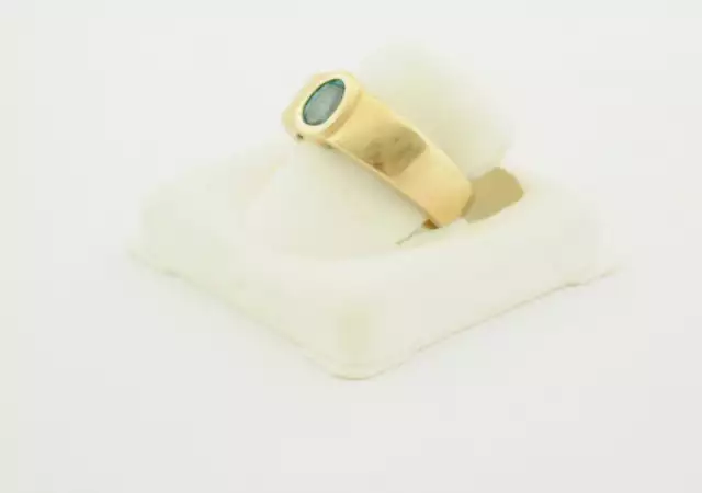 4. Снимка на златен пръстен унисекс