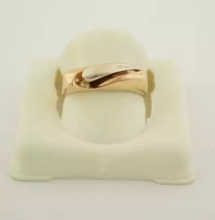 1. Снимка на златен пръстен Д 32631 - 4