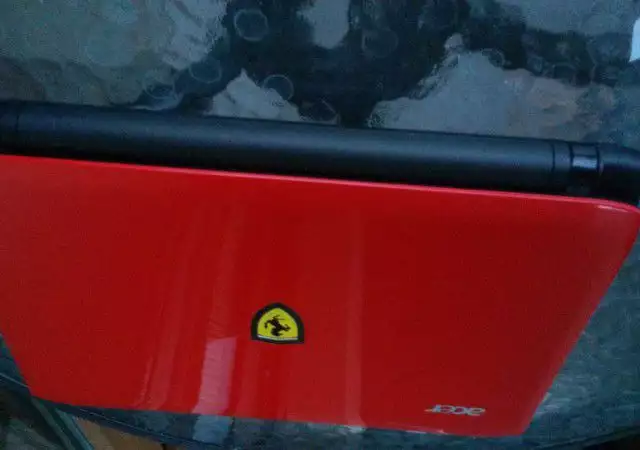 1. Снимка на Ferrari Acer One 200