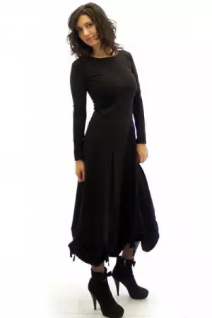 Черна рокля Долорес