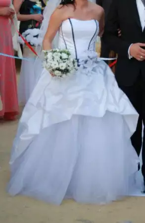 2. Снимка на Сватбена рокля