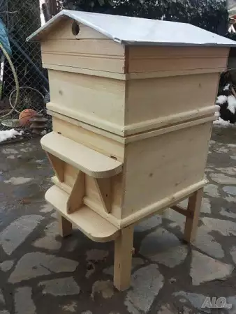 продавам пчелни кошери