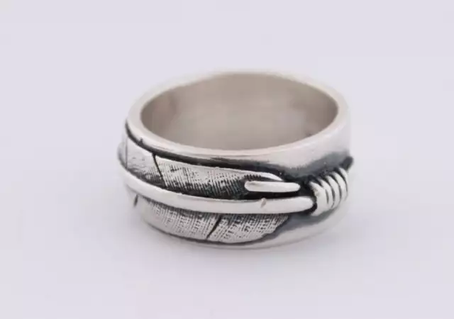 4. Снимка на Сребърен пръстен - халка