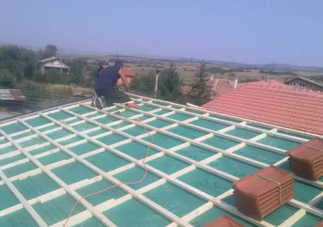 Ремонт на покриви ниски цени