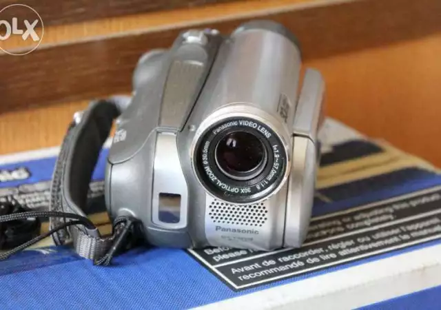 1. Снимка на Видео камера Panasonic NV - GS27E