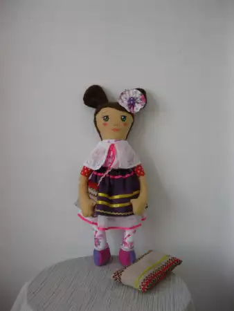 10. Снимка на ръчно изработени кукли