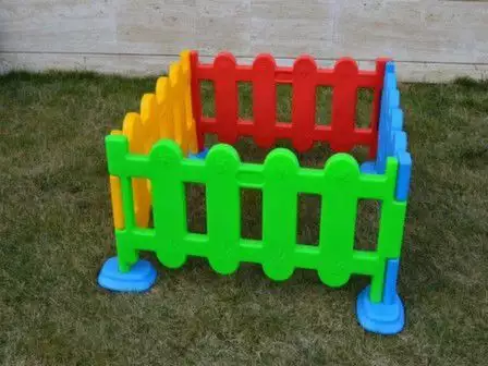 1. Снимка на Пластмасова ограда модел3