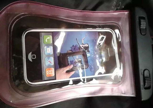 1. Снимка на Водоустойчив калъф за мобилни телефони, MP3 и MP4, ipod