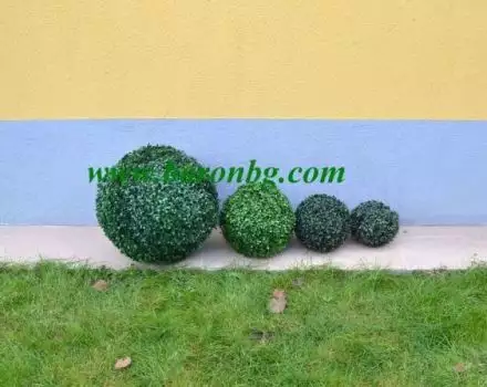 Изкуствени зелени топки
