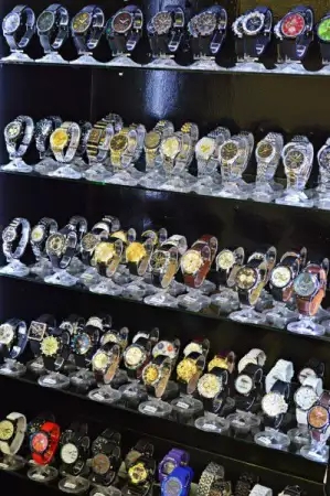 5. Снимка на Магазин за часовници и аксесоари