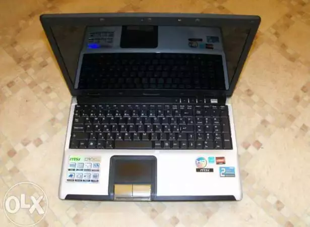 5. Снимка на Лаптопи На части