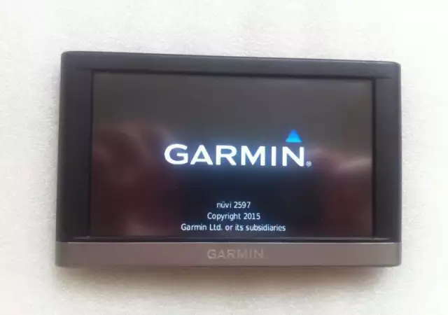 Гармин Garmin 2597 L M T Безплатно обновяване