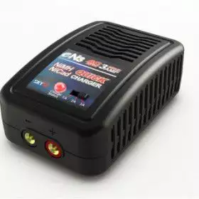 1. Снимка на Продавам зарядно устройство SKYRC eN3