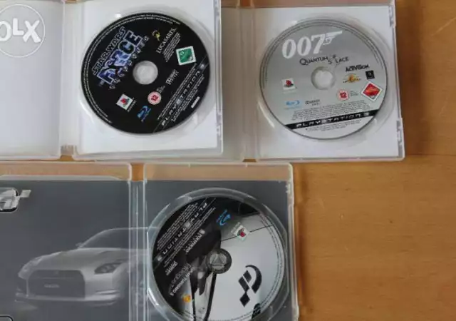 2. Снимка на Sony PlayStation за тройка три игри по 25лв