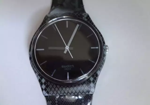 часовник swatch