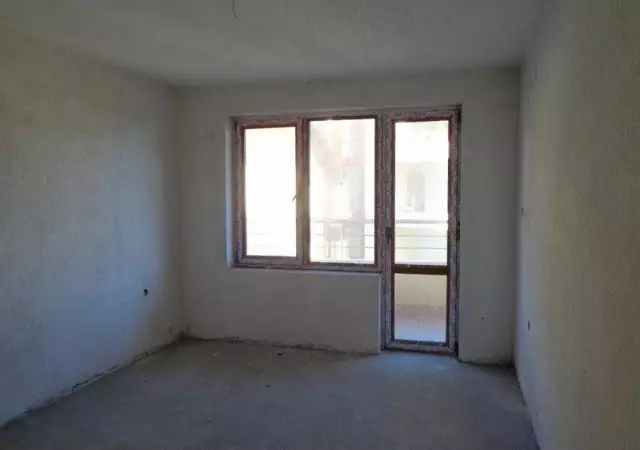 9. Снимка на Панорамен тристаен апартамент в Нишан Таши - Сандански