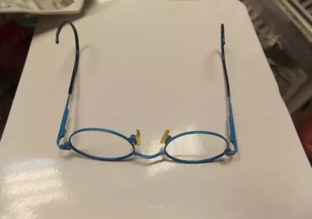 1. Снимка на очила - рамки за дете за диоптрични стъкла метални