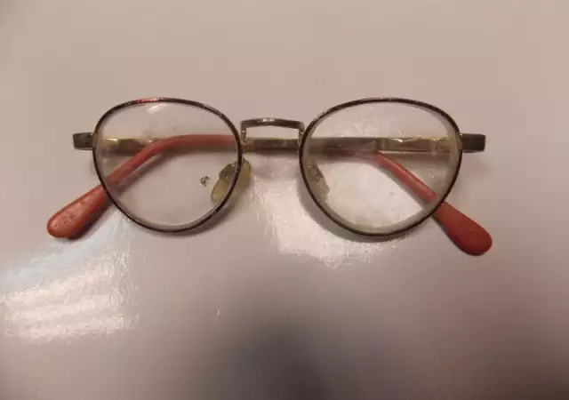 2. Снимка на рамки за очила за дете метални рамки размери 10.5см дръжк
