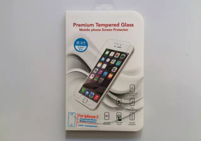 1. Снимка на Стъклен протектор за iPhone 5