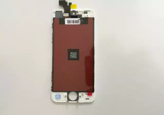 2. Снимка на Дисплей и тъчскрийн за iPhone 5