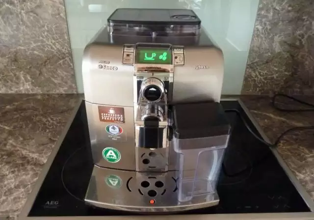 8. Снимка на Продавам кафе машини италиански и швейцарски напълно автомат