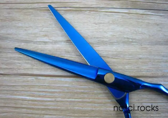3. Снимка на професионални фризьорски ножици