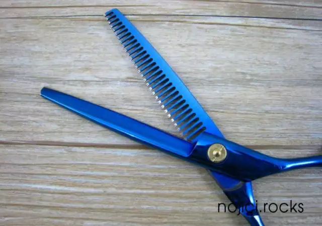 5. Снимка на професионални фризьорски ножици