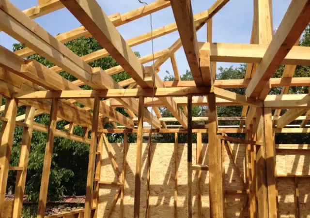 Ремонт на покриви качество и достъпни приемливи цени СЕЗОННА