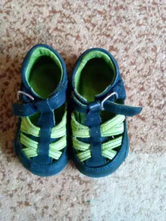 1. Снимка на детски обувки