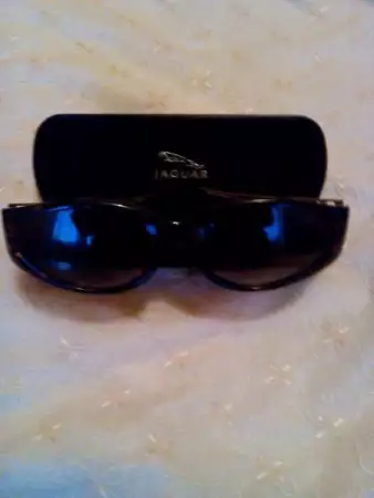Оригинални слънчеви очила Christian Dior и подарък
