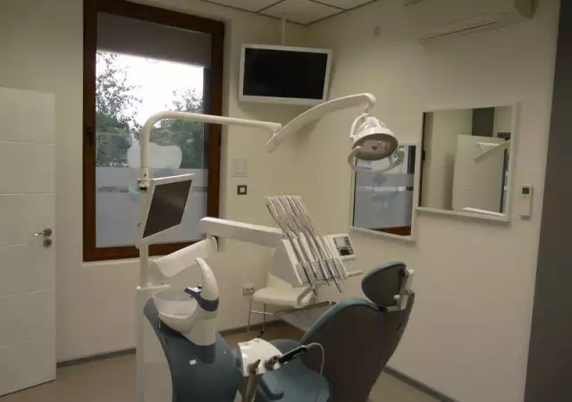 Зъболекарски кабинет Doctor Dent