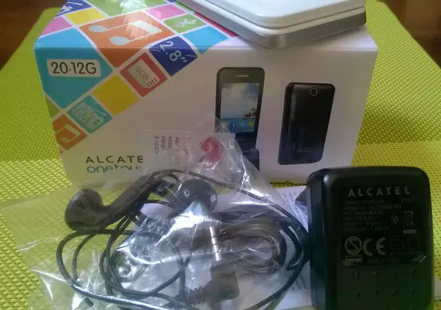 ALCATEL One touch отличен нов телефон alcatel.