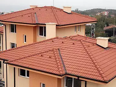 2. Снимка на ремонта на покриви