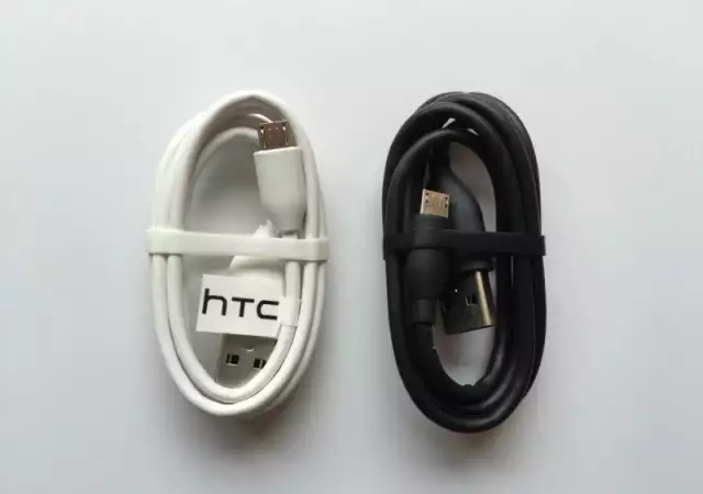 1. Снимка на USB кабел за HTC Desire Eye